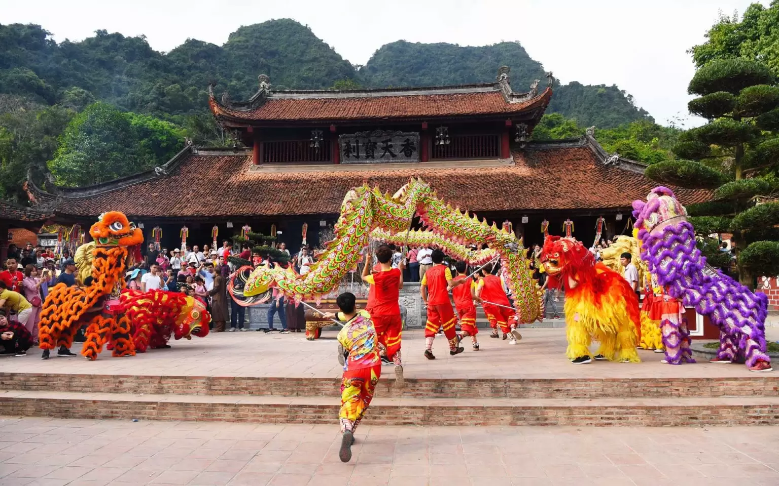 Perfume Pagoda Festival